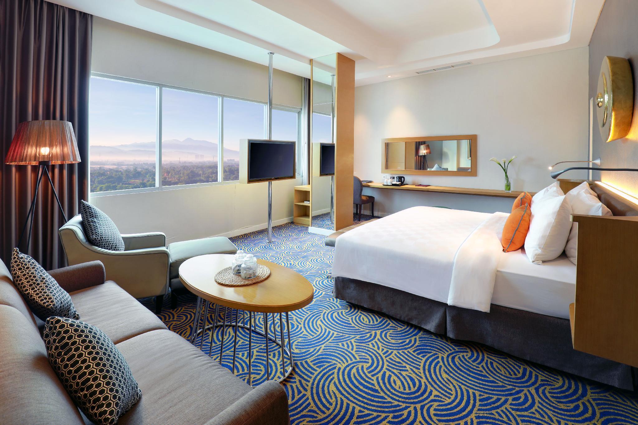 Hotel Ciputra Cibubur Managed By Swiss-Belhotel International Exterior photo