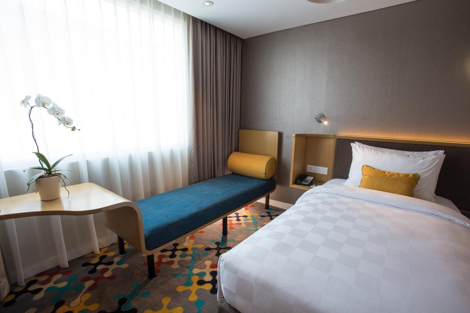 Hotel Ciputra Cibubur Managed By Swiss-Belhotel International Exterior photo