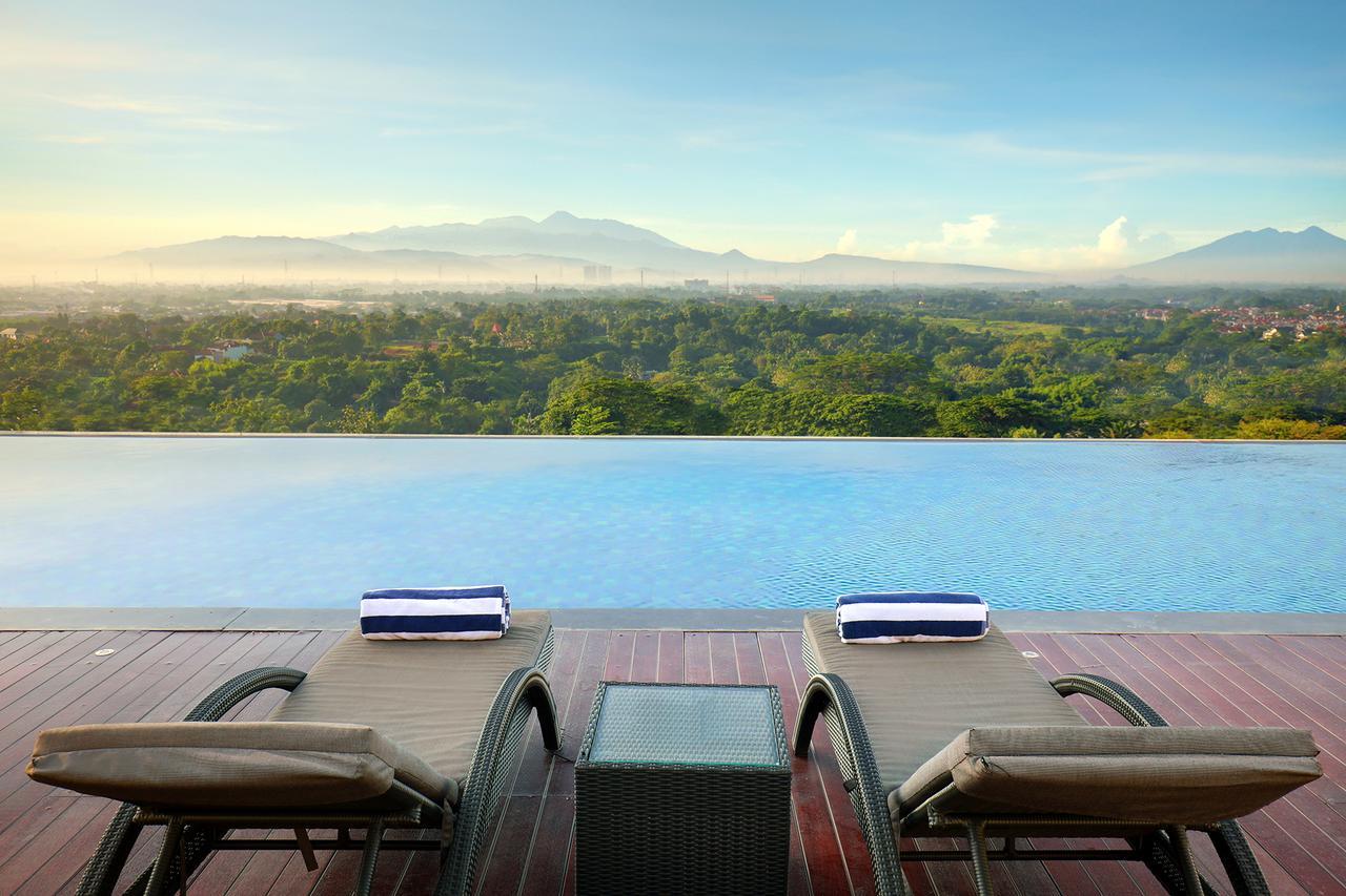 Hotel Ciputra Cibubur Managed By Swiss-Belhotel International Exterior photo