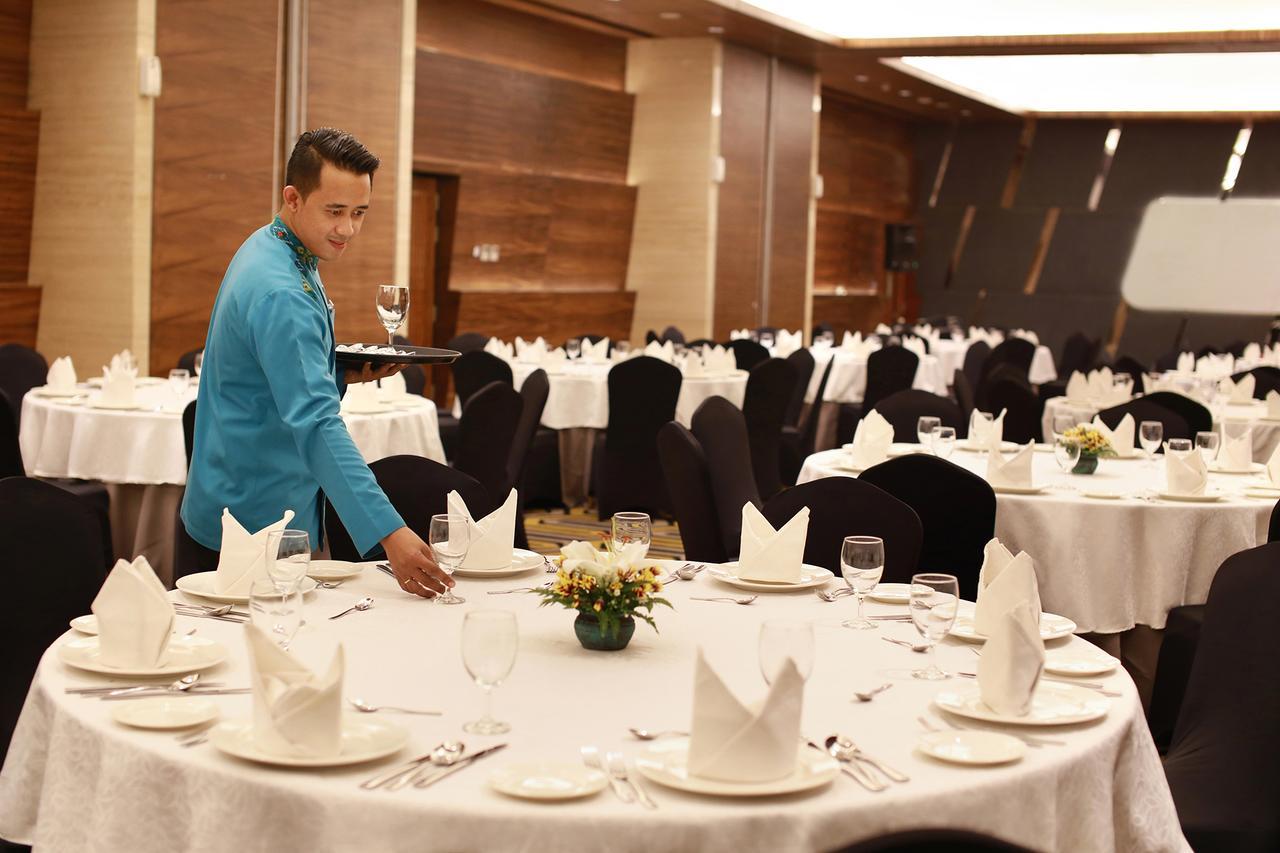 Hotel Ciputra Cibubur Managed By Swiss-Belhotel International Exterior photo