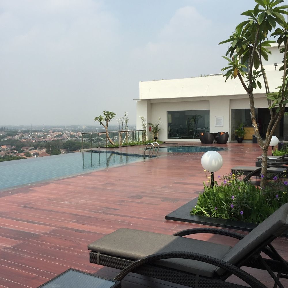 Hotel Ciputra Cibubur Managed By Swiss-Belhotel International Exterior photo