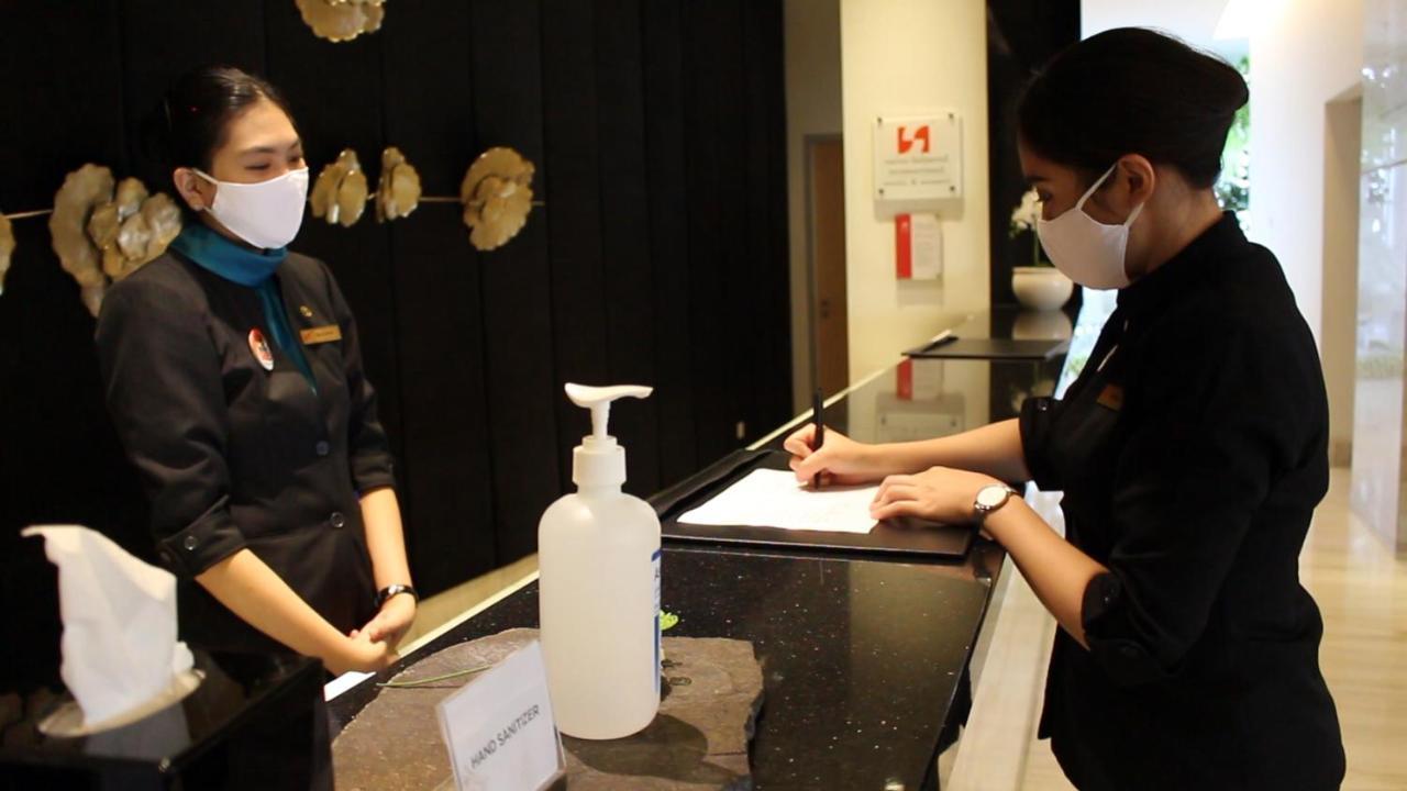 Hotel Ciputra Cibubur Managed By Swiss-Belhotel International Exterior photo